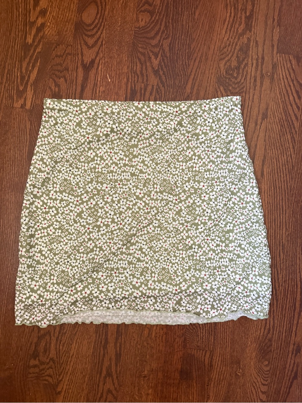 SHEIN Olive & White Micro Floral Mini Skirt
